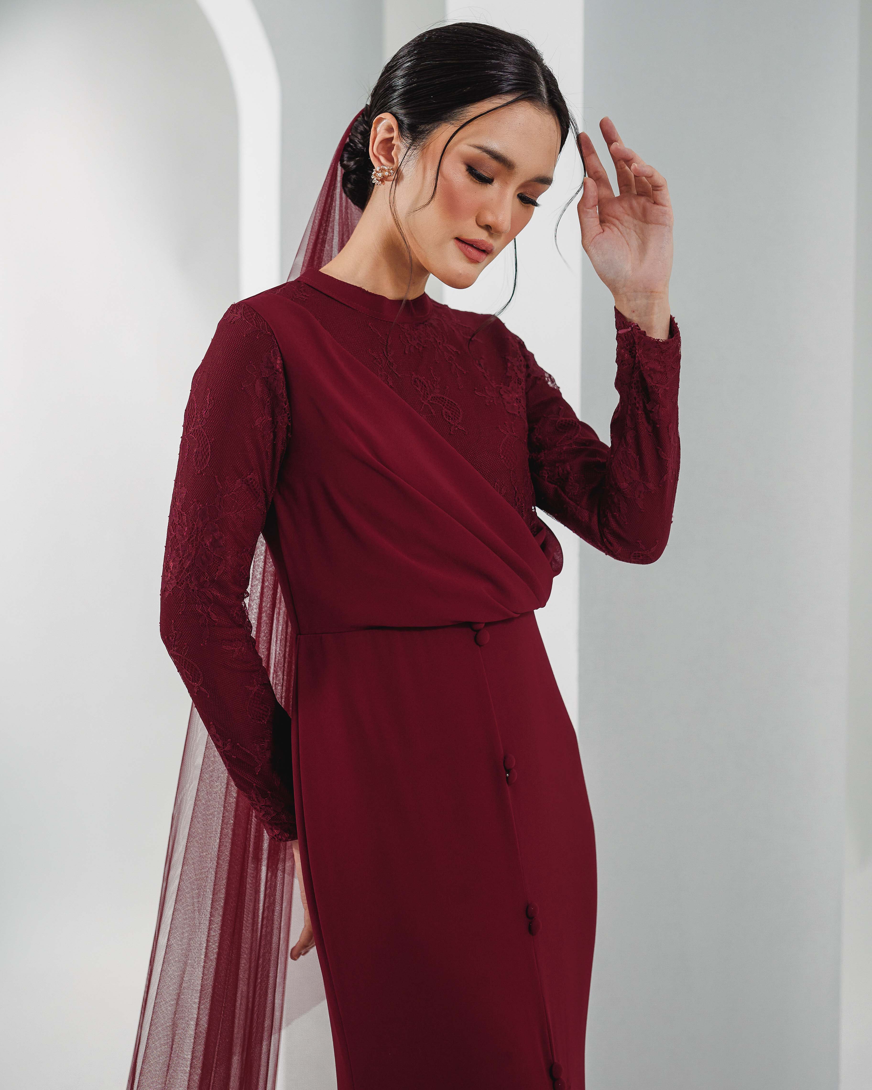 NET VEIL IN  MAROON